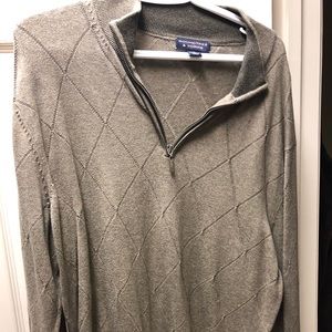 Men’s Roundtree and Yorke sweater